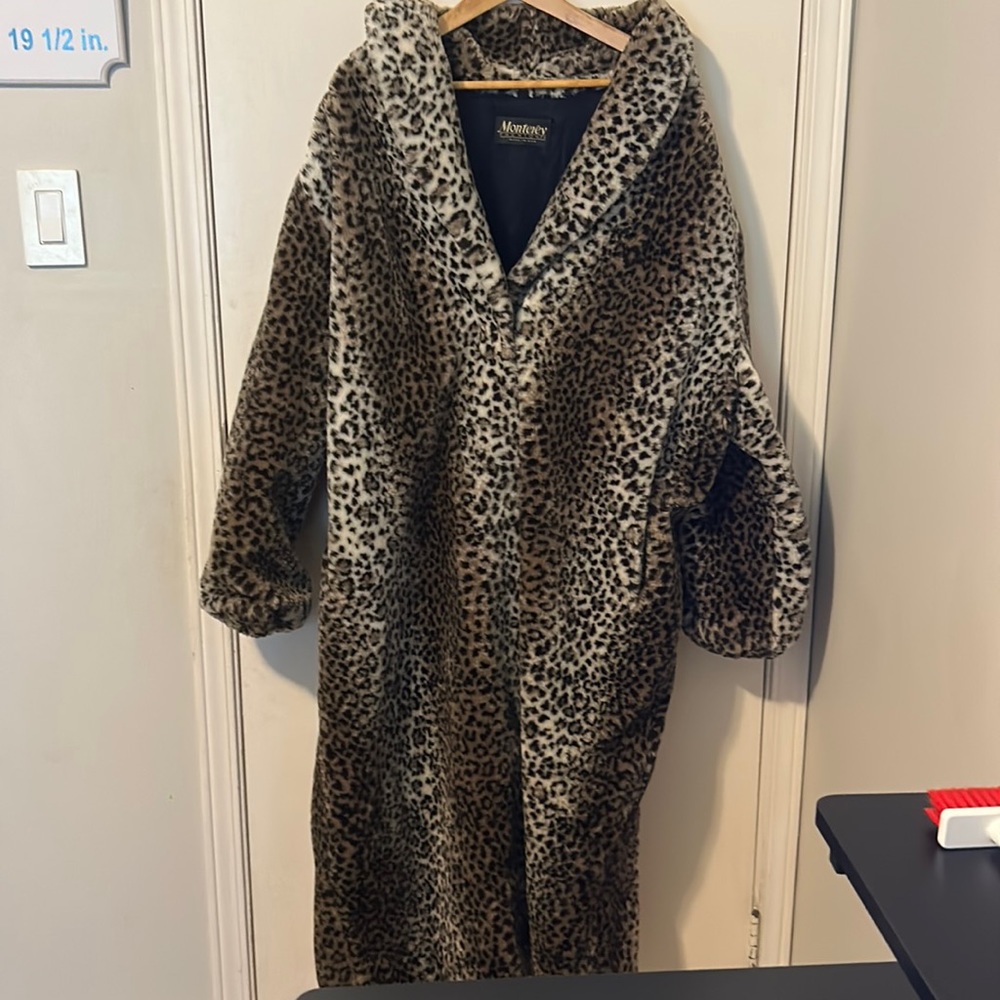 Monterey Fashions Jackets & Coats ,Vintage Animal Print Coat by Monterey Fashion